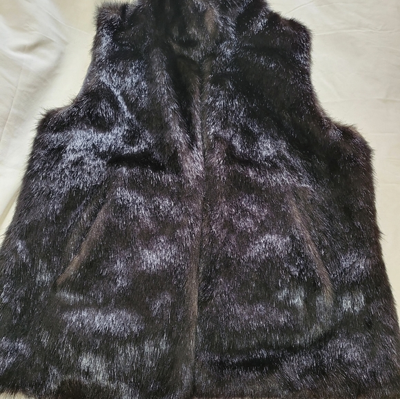 Simply Vera Wang - Picture 1 of 3